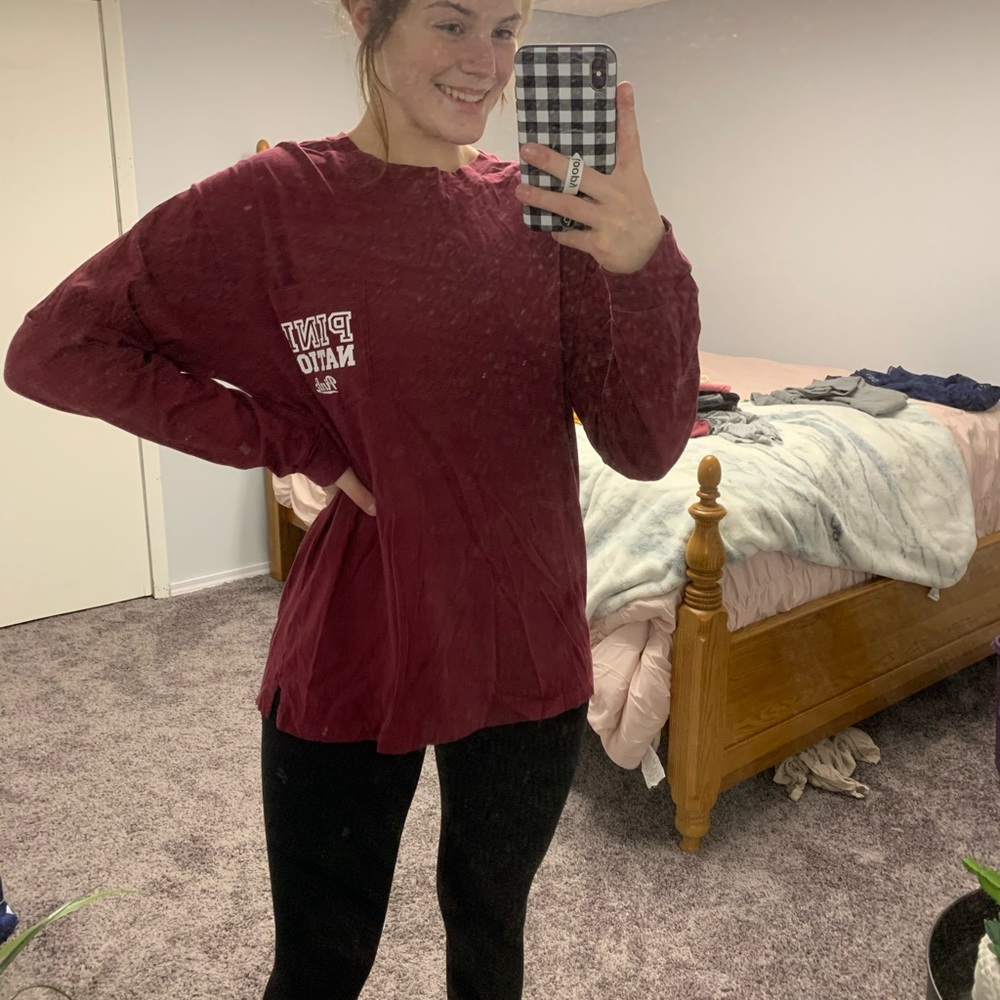 Victoria’s Secret PINK long sleeve logo tee